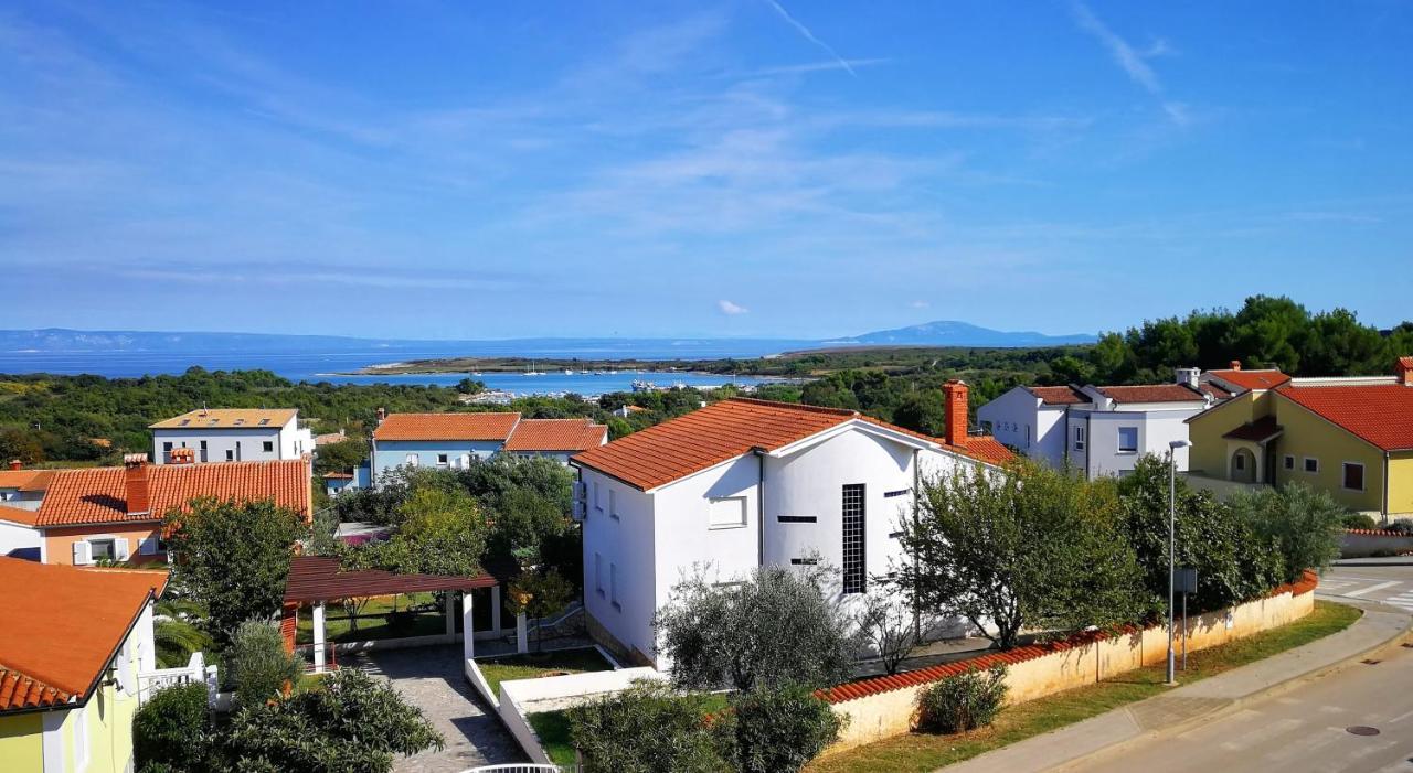 Studio Apartment Lela Ližnjan Dış mekan fotoğraf